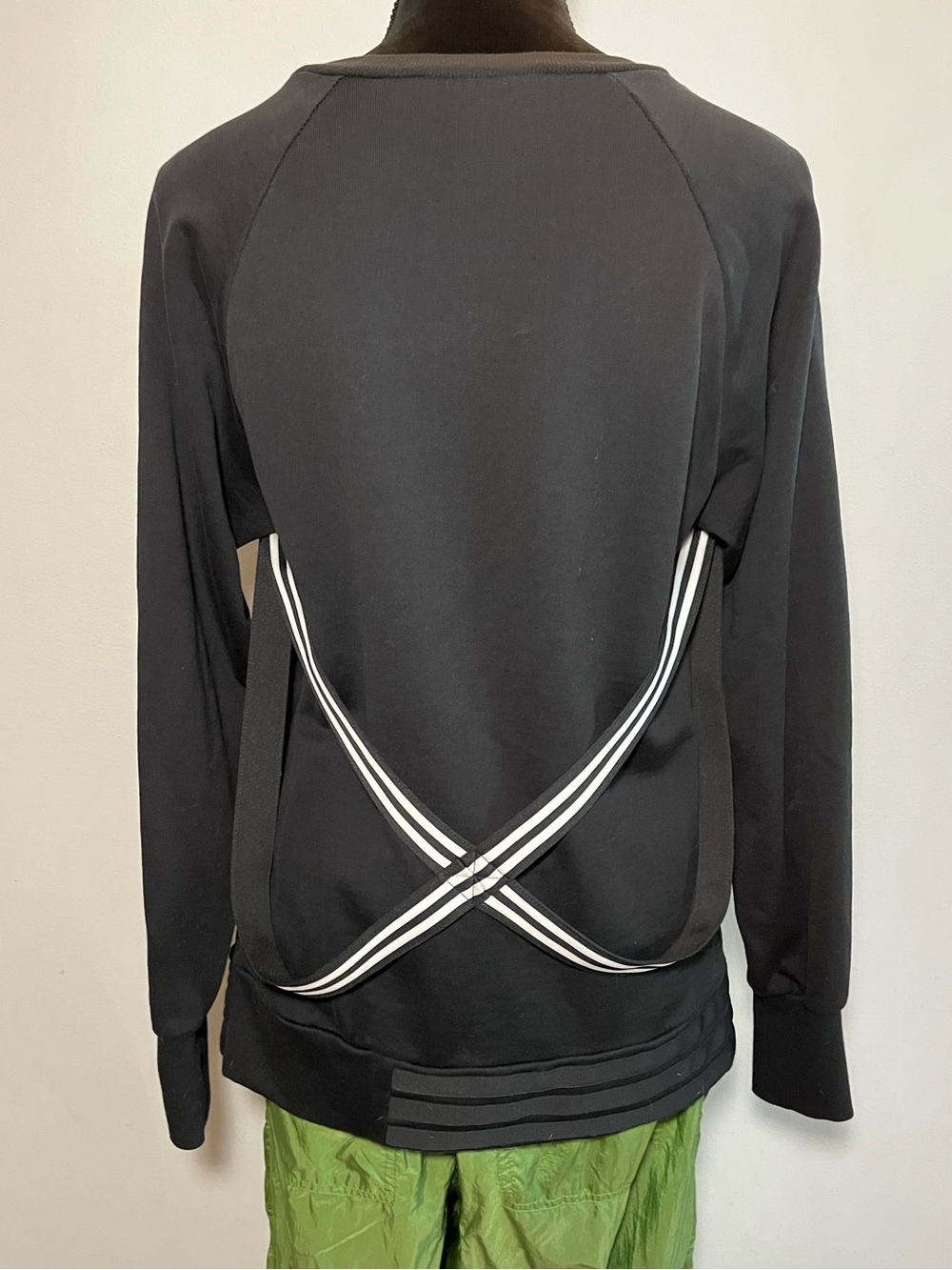 Y-3 Adidas Women’s Crew Neck Pullover W Straps, Black, Size XS​